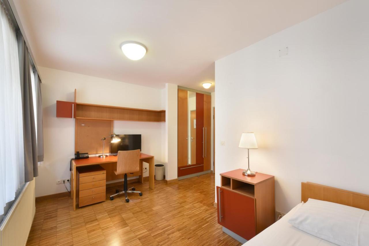 Hotel Korotan Viena Exterior foto
